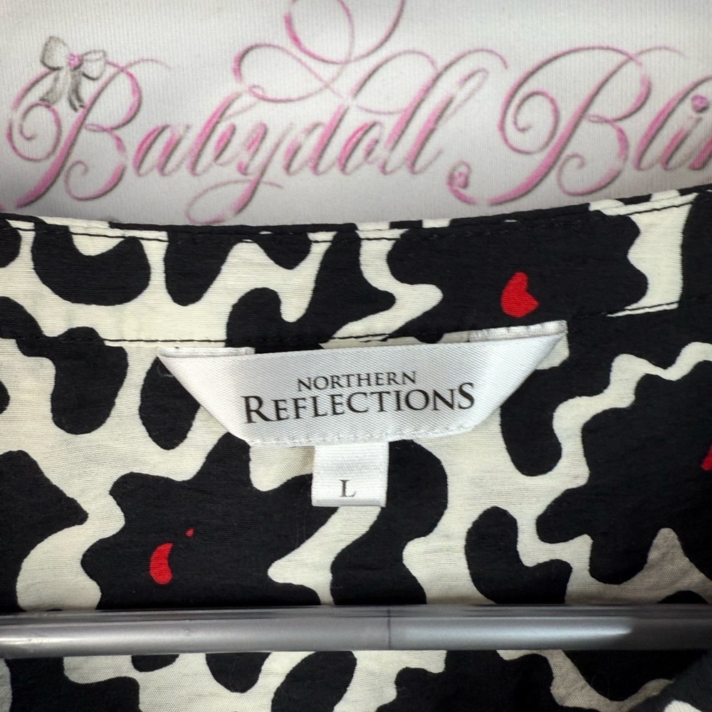 Northern Reflections long sleeve abstract, floral Black and White Floral Blouse - Picture 10 of 13